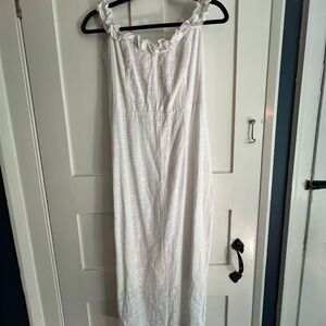 Petal & Pup White Body Con Midi (off the shoulder)